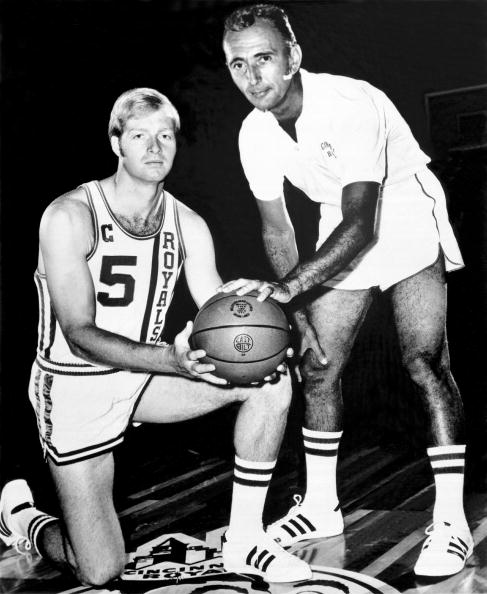 0万美元 0万美元